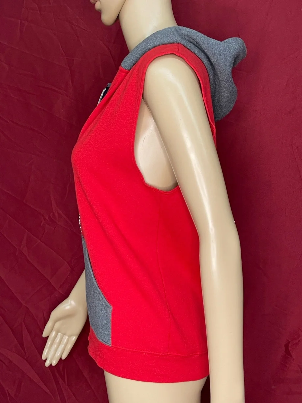 Fruit of the Loom Boys Fleece Full Zip Sleeveless Hoodie Vest Red Gray L 10/12